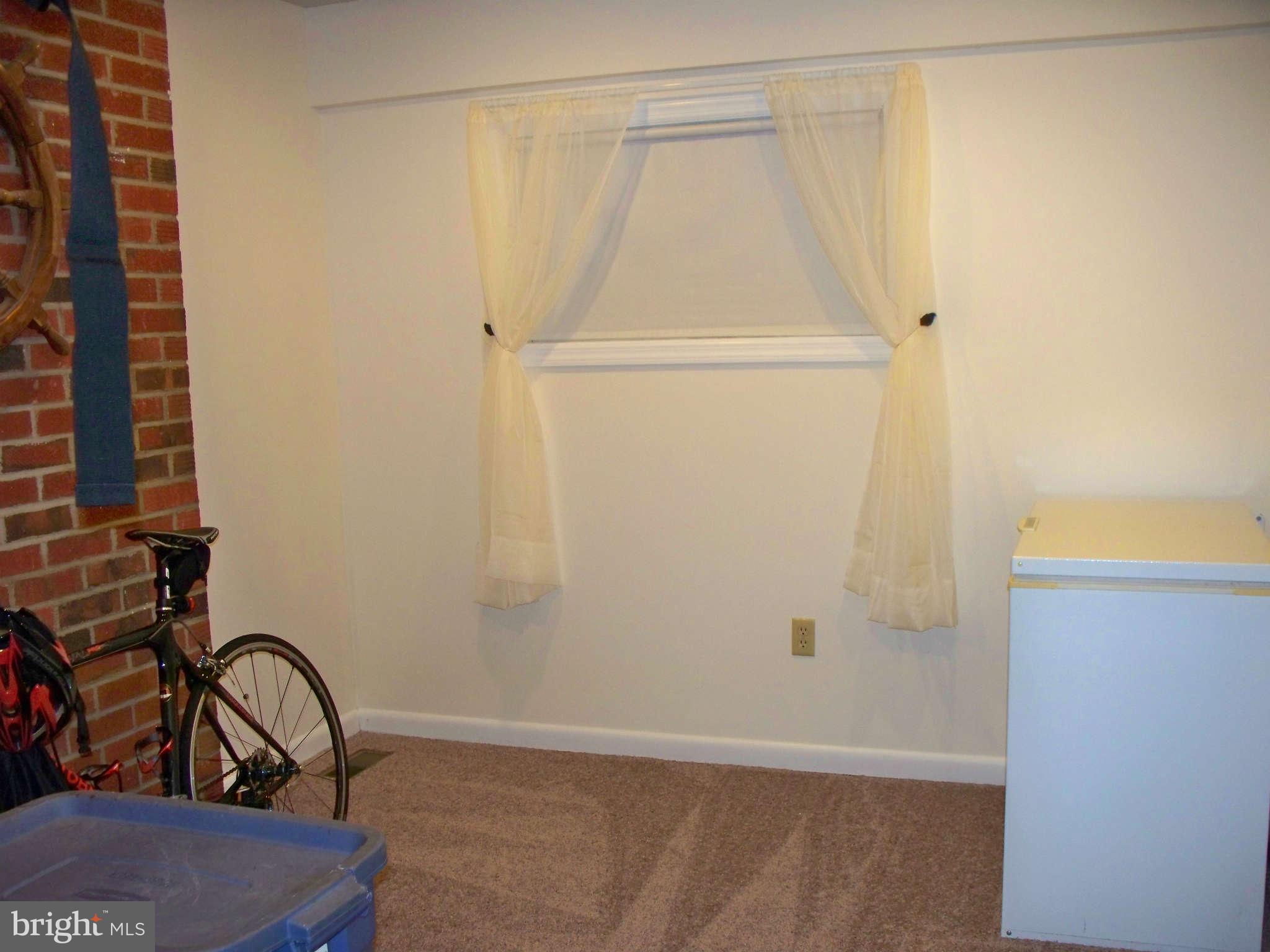 264 Pertch Road Severna Park, MD 21146 - Photo 18 of 28 Den