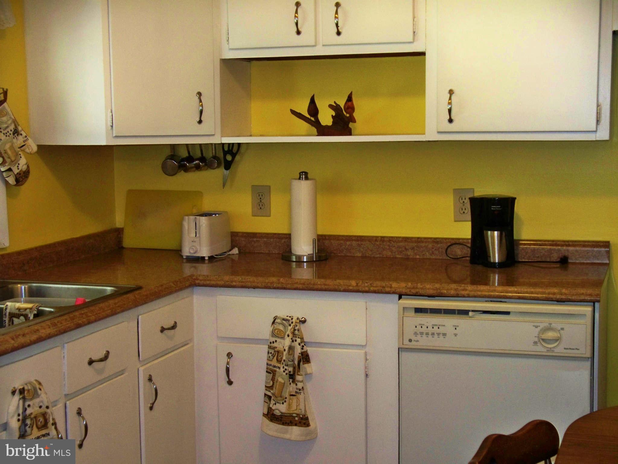 264 Pertch Road Severna Park, MD 21146 - Photo 9 of 28 Kitchen