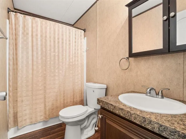 $275,000 | 711 Gravel Pit Road, Pitkin, LA 70656