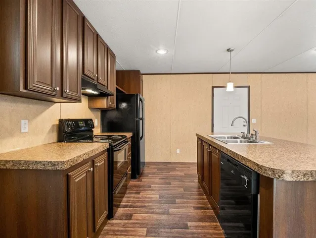 $275,000 | 711 Gravel Pit Road, Pitkin, LA 70656