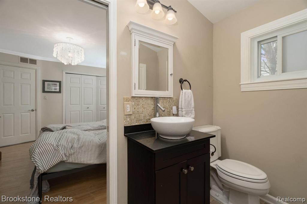 1191 Avon Manor Road Rochester Hills, MI 48307 - Photo 27 of 40