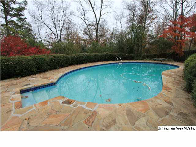 631 Hillyer High Road Anniston, AL 36207 - Photo 2 of 32