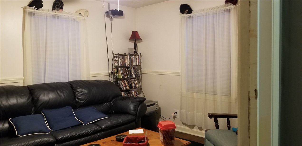 207 Yorktown Road North Kingstown, RI 02852 - Photo 6 of 19