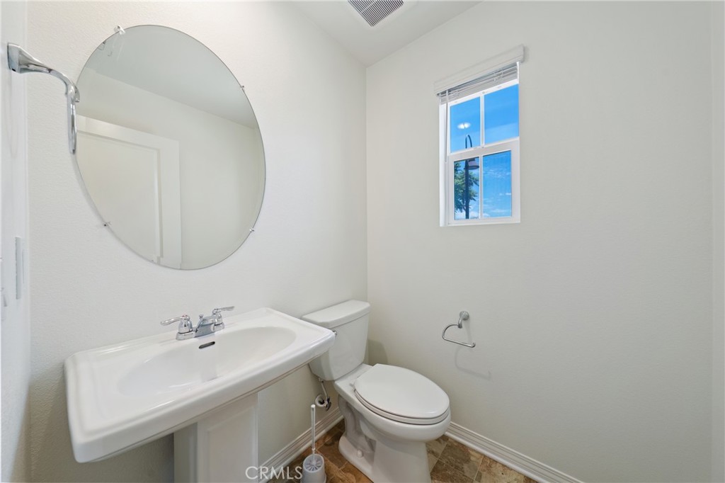 8757 Roving Place Chino, CA 91708 - Photo 15 of 46