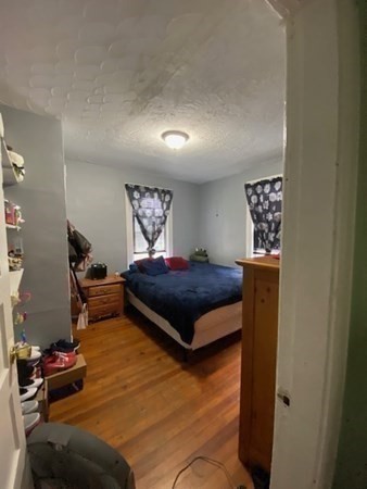 208-210 White Street Springfield, MA 01108 - Photo 11 of 22