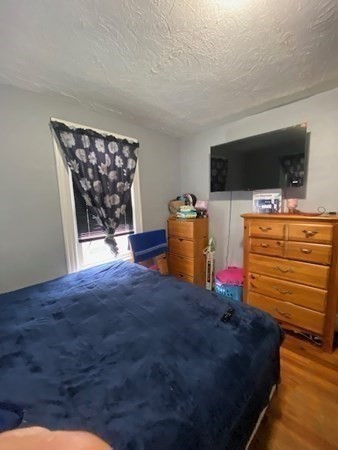 208-210 White Street Springfield, MA 01108 - Photo 12 of 22