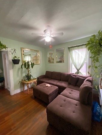 208-210 White Street Springfield, MA 01108 - Photo 9 of 22