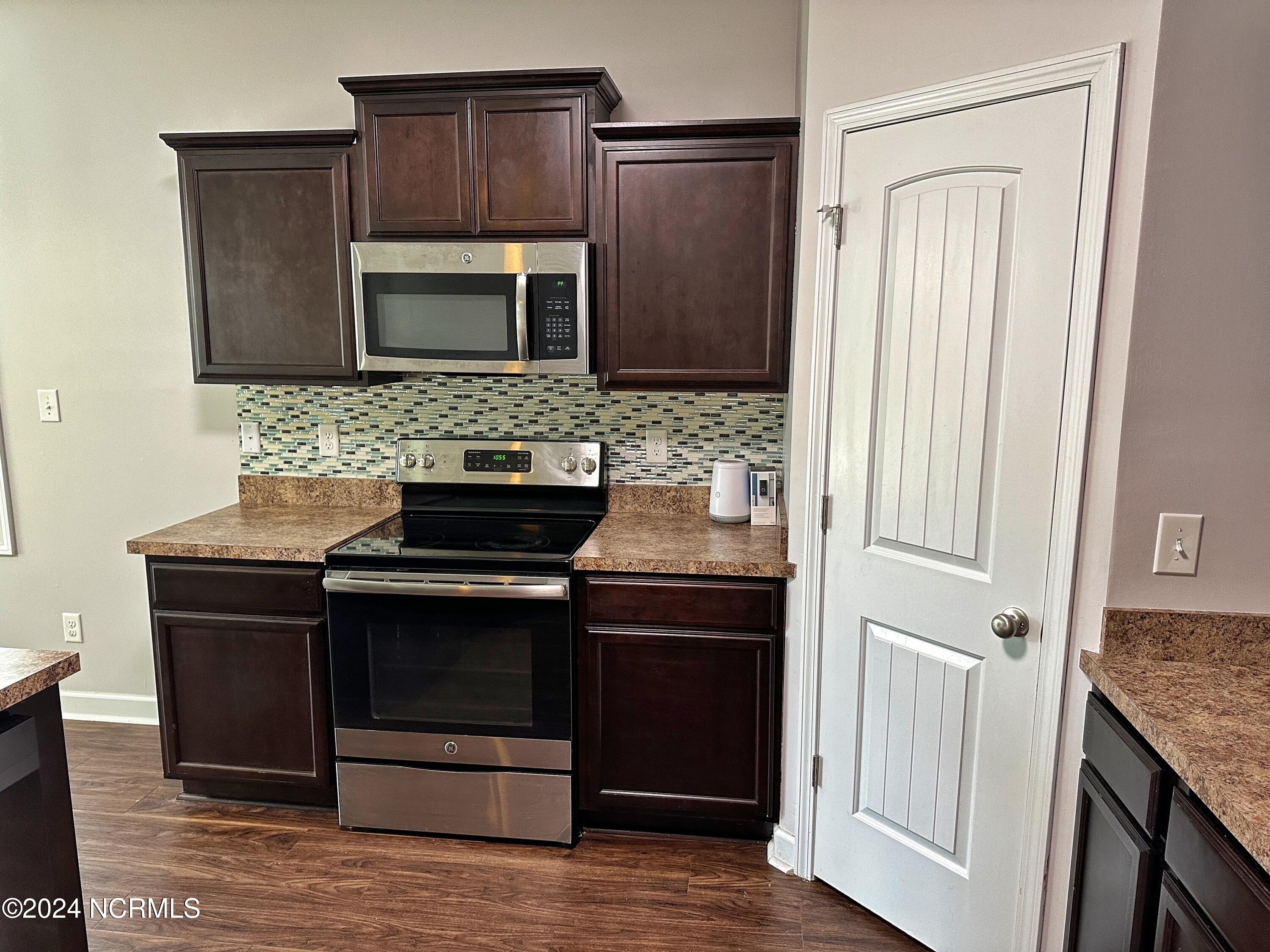 205 Dairyfarm Road Jacksonville, NC 28546 - Photo 6 of 22 IMG_4945