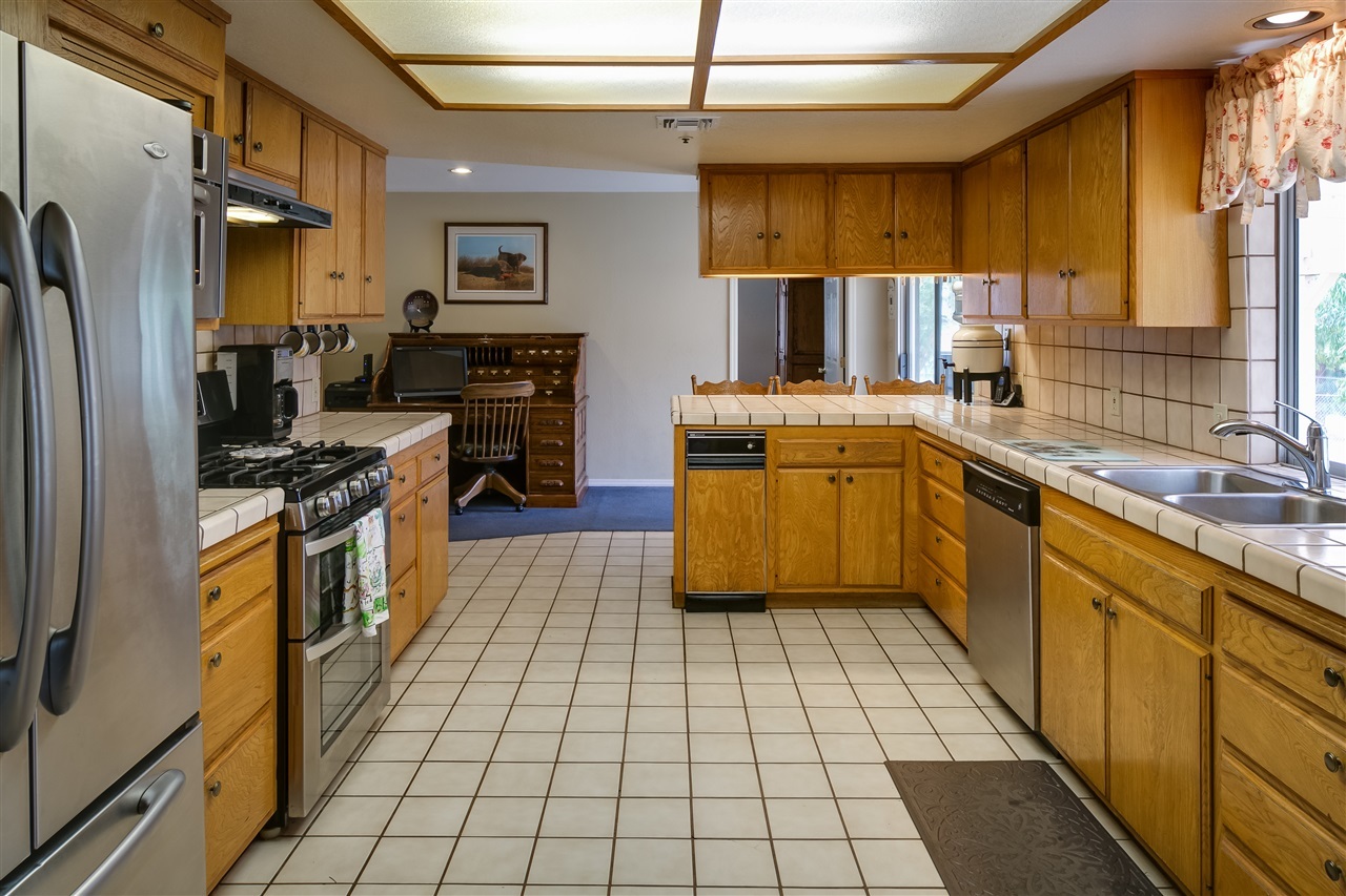 2855 Echo Valley Road Jamul, CA 91935 - Photo 6 of 25 Gallery Image 6