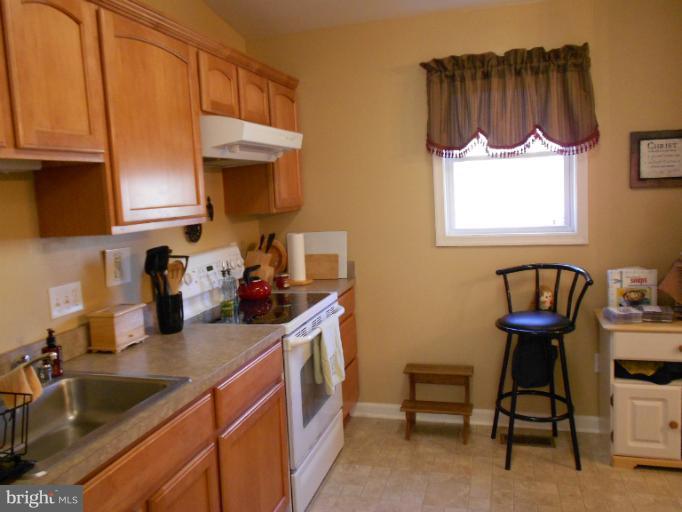 1504 Gollum Road Hanover, MD 21076 - Photo 13 of 19 Kitchen