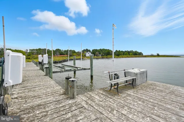 a view of a terrace with sitting area