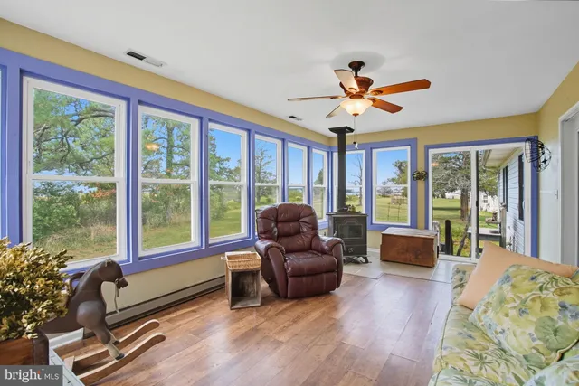a view of an empty room with window