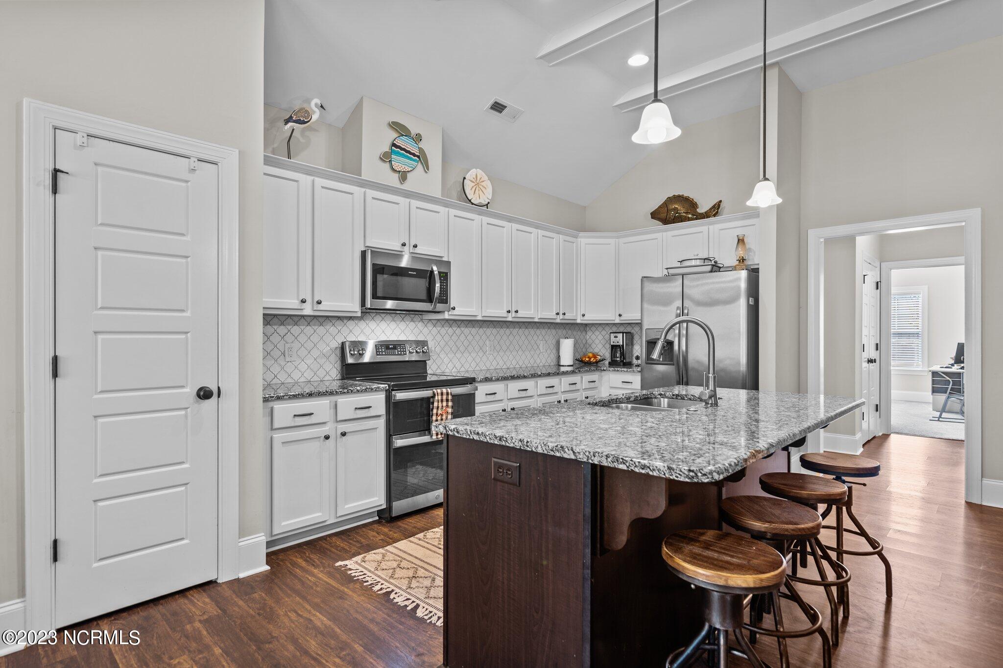 30 Draft Line Court Hampstead, NC 28443 - Photo 11 of 64 30-web-or-mls-DSC07992