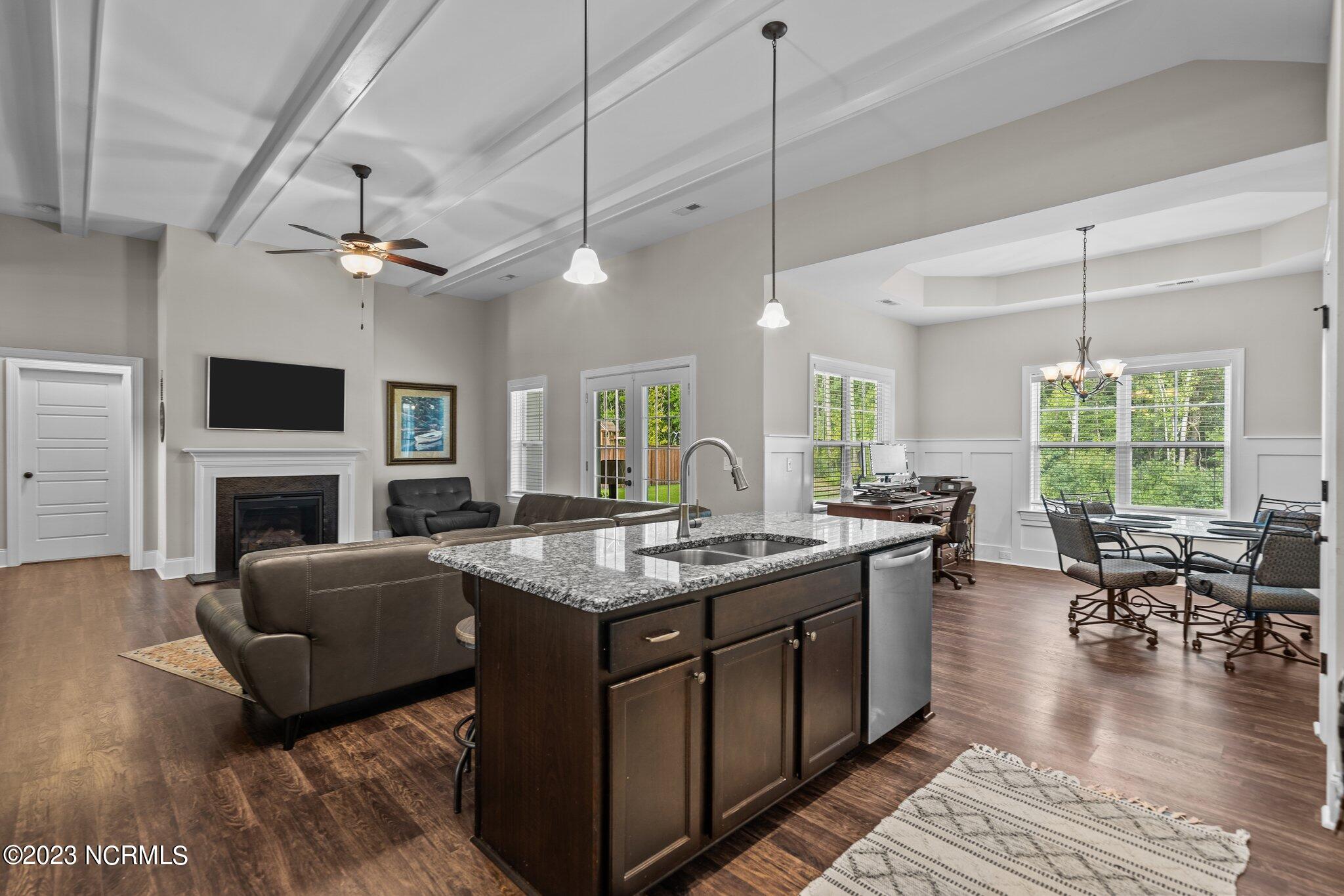 30 Draft Line Court Hampstead, NC 28443 - Photo 12 of 64 53-web-or-mls-DSC08013