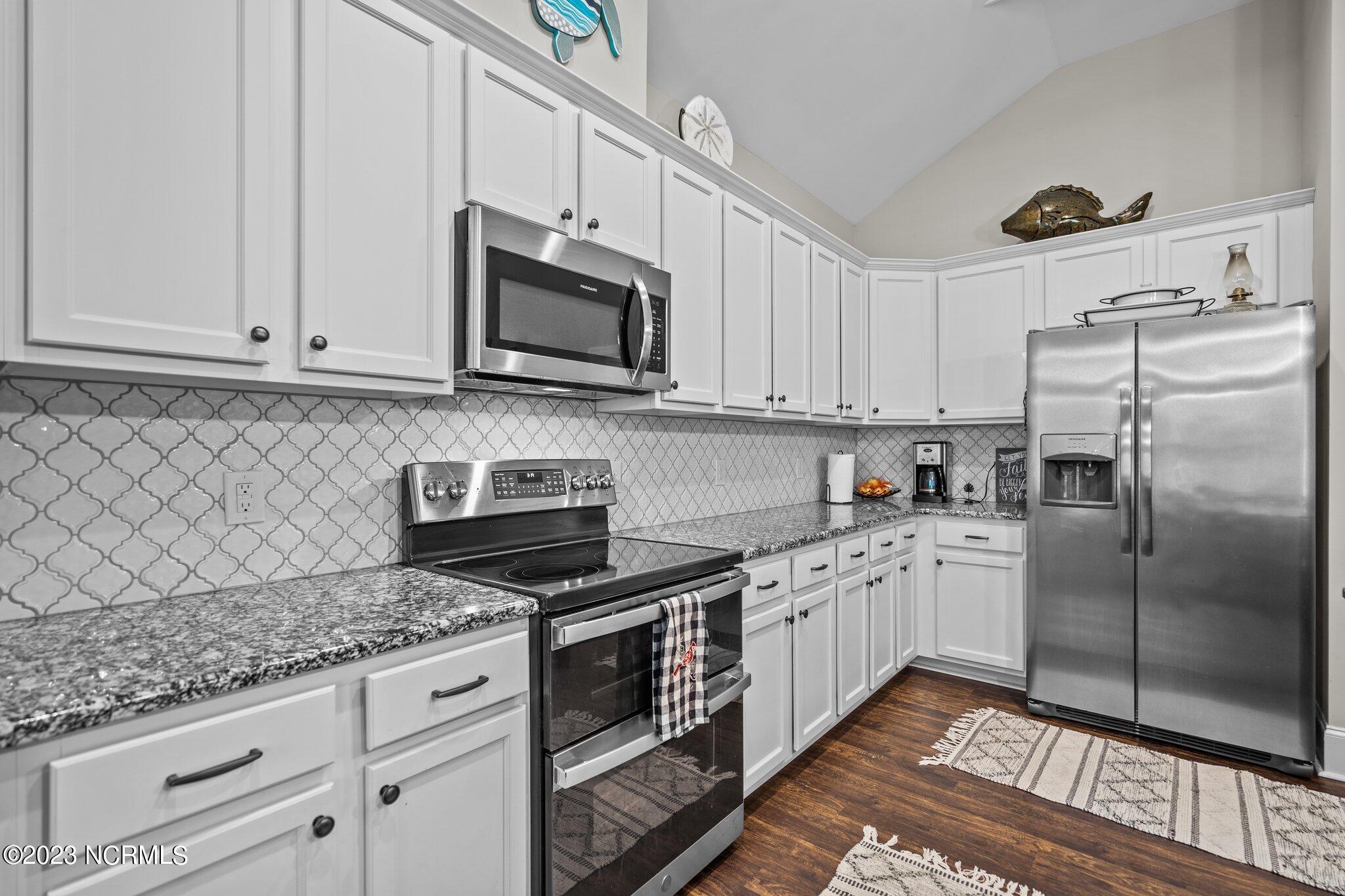 30 Draft Line Court Hampstead, NC 28443 - Photo 15 of 64 51-web-or-mls-DSC08007