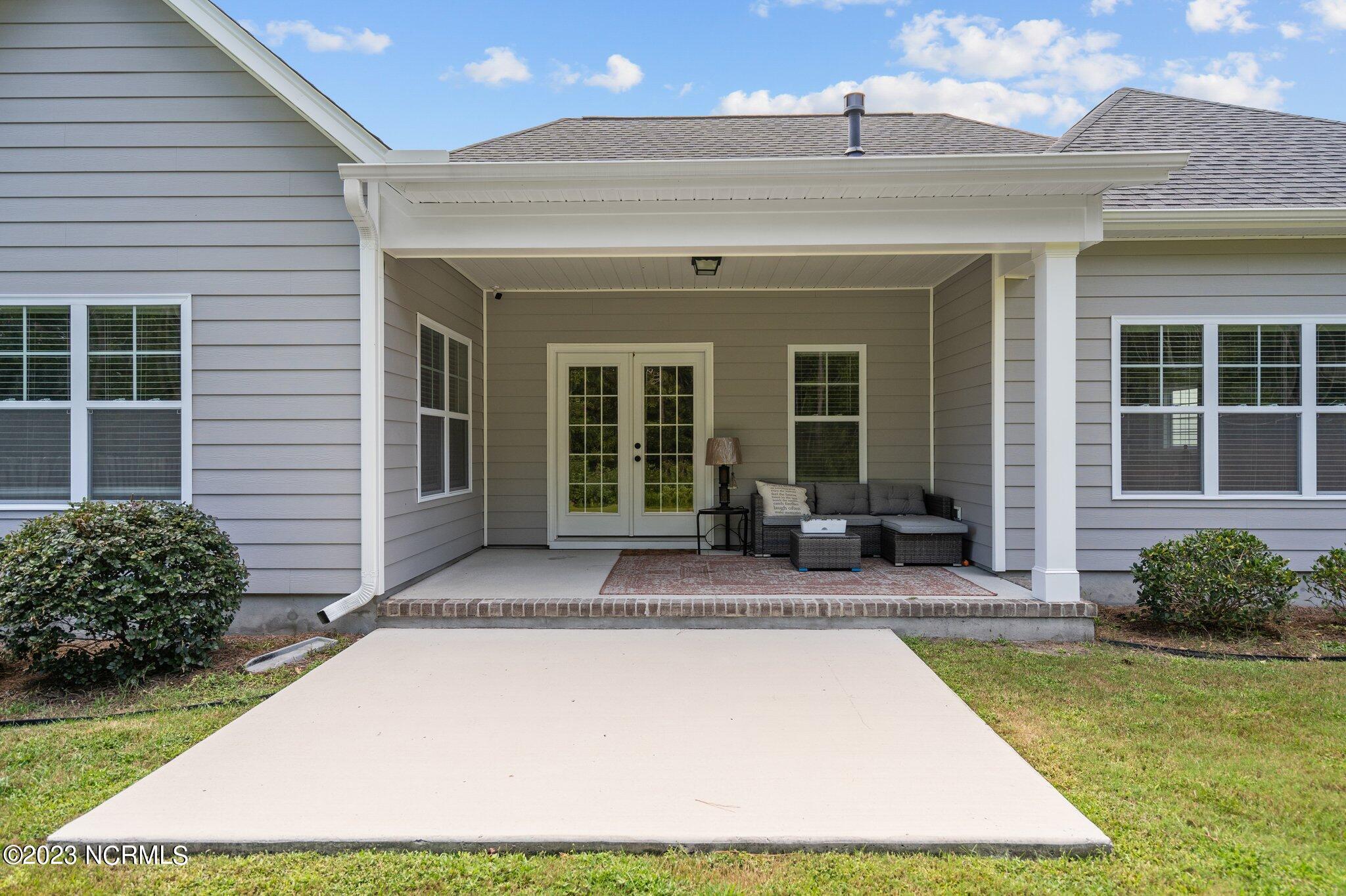 30 Draft Line Court Hampstead, NC 28443 - Photo 35 of 64 65-web-or-mls-DSC08037