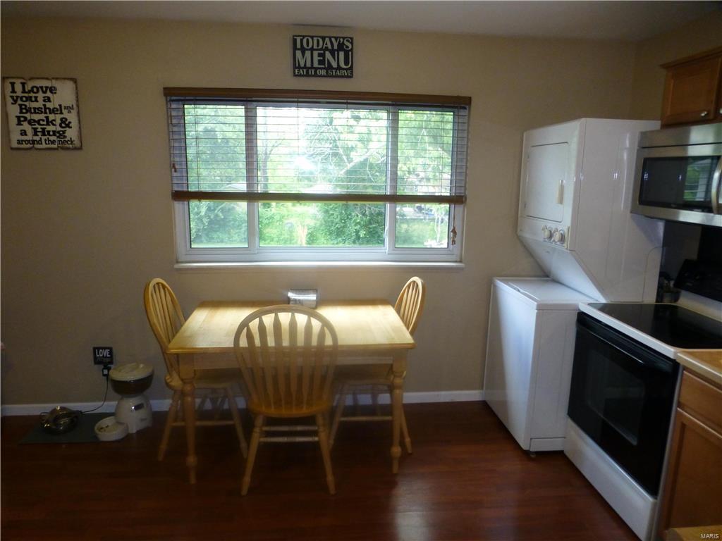 5310 Godfrey Road, Unit 8 Godfrey, IL 62035 - Photo 4 of 18 Gallery Image 4