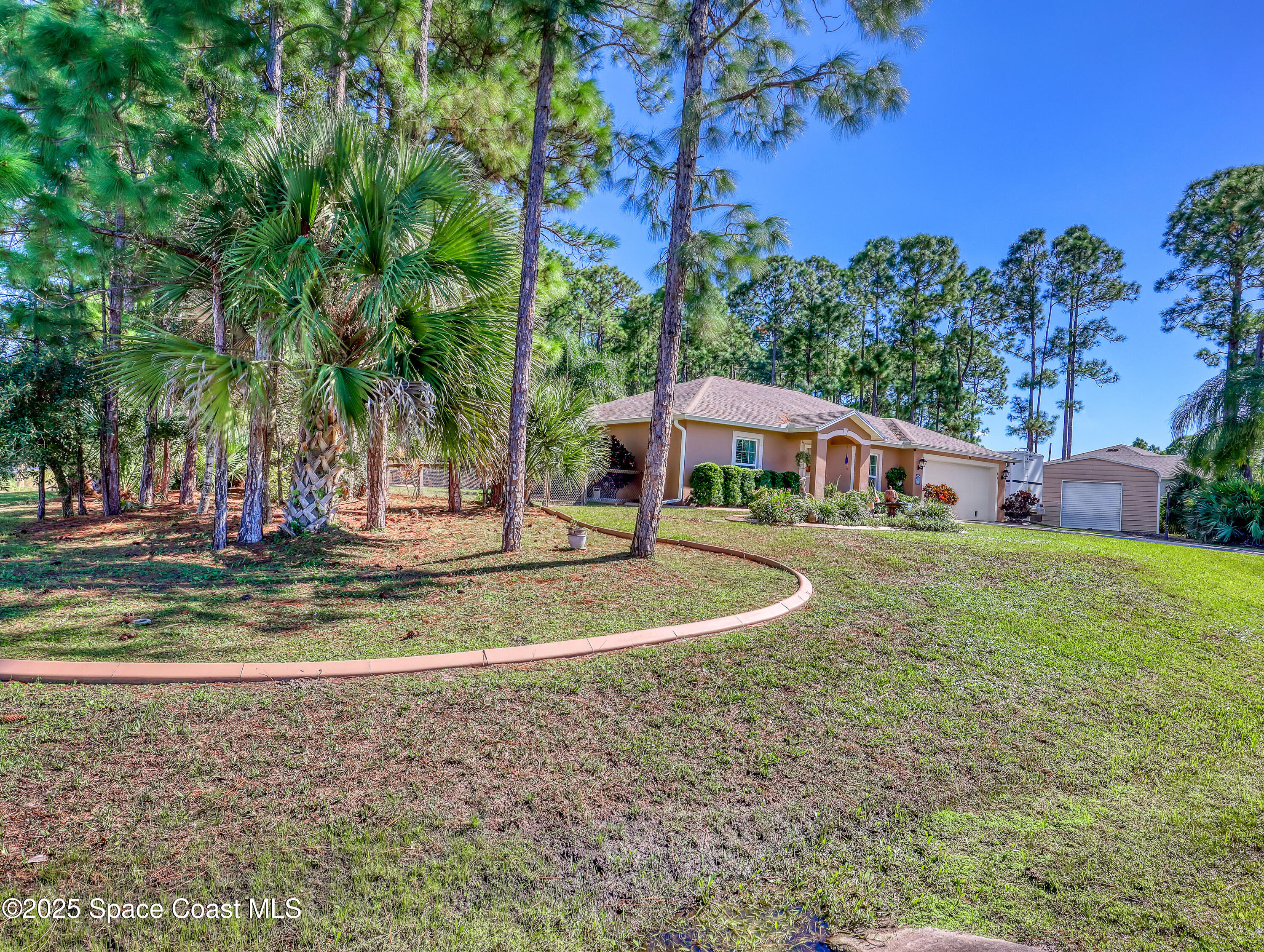 495 Danis Road Southwest Palm Bay, FL 32908 - Photo 7 of 39 495 Danis (3)