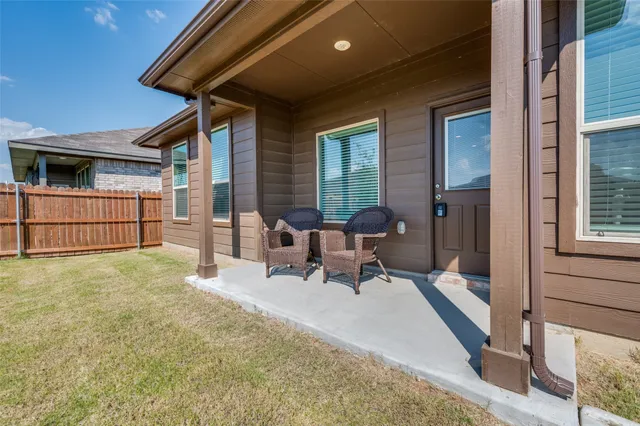 $373,000 | 9628 Austin Holw Road, Crowley, TX 76036