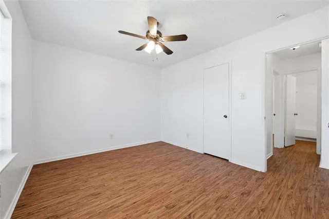 $285,000 | 216 Pine Meadow Drive, Kennedale, TX 76060