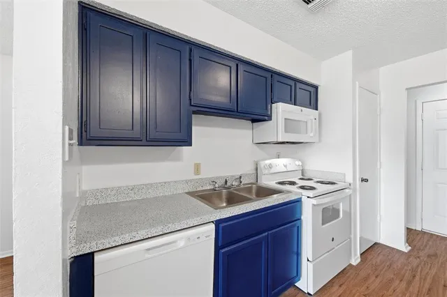 $285,000 | 216 Pine Meadow Drive, Kennedale, TX 76060