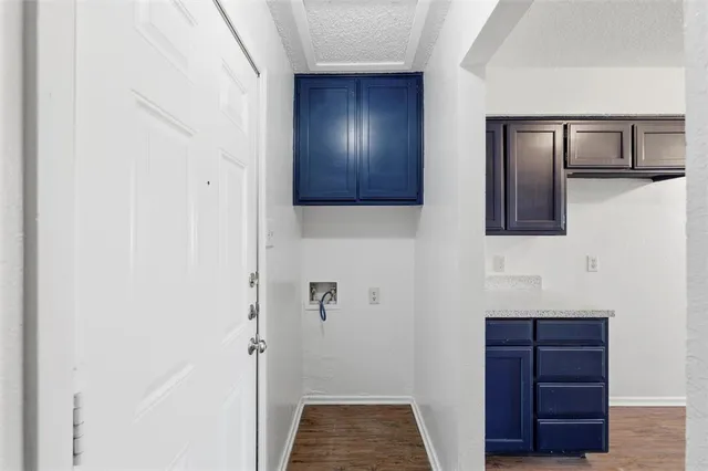 $285,000 | 216 Pine Meadow Drive, Kennedale, TX 76060