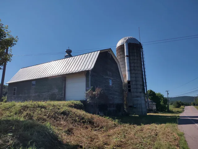 $319,000 | 14 South Vt Route, Randolph Center, VT 05061