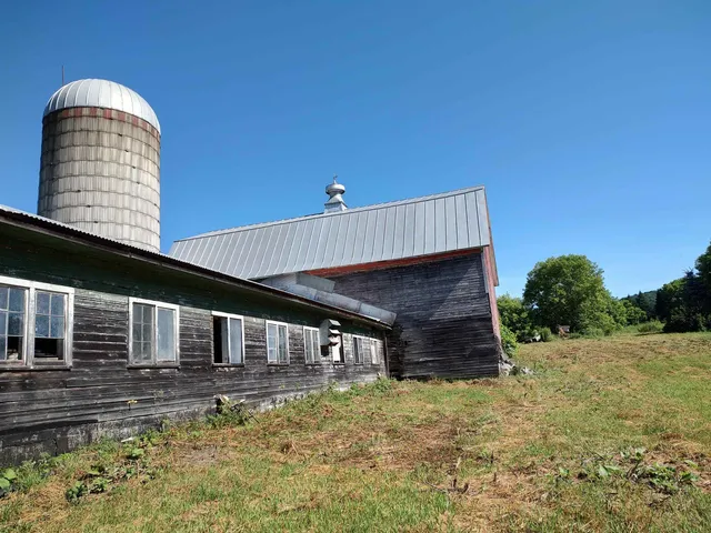 $319,000 | 14 South Vt Route, Randolph Center, VT 05061