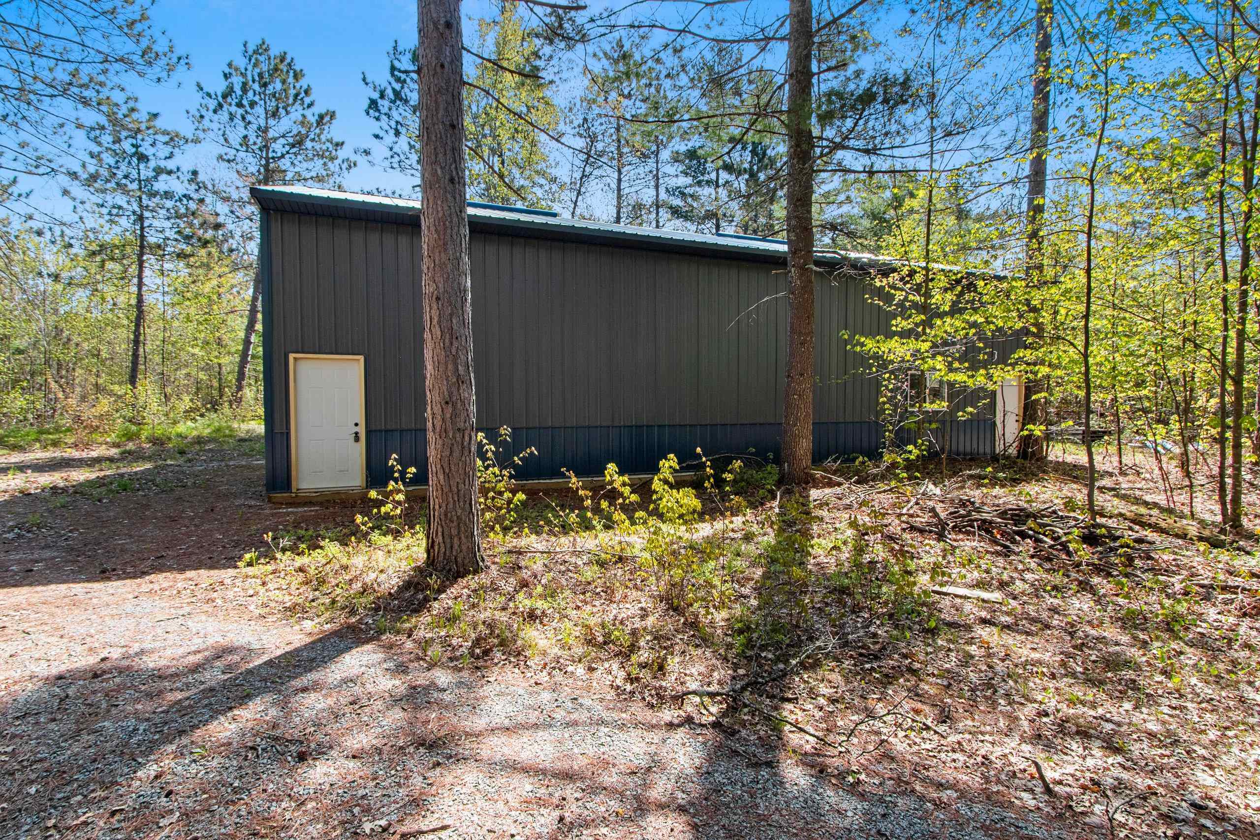 11366 Old Camp Road Crivitz, WI 54114 - Photo 4 of 17