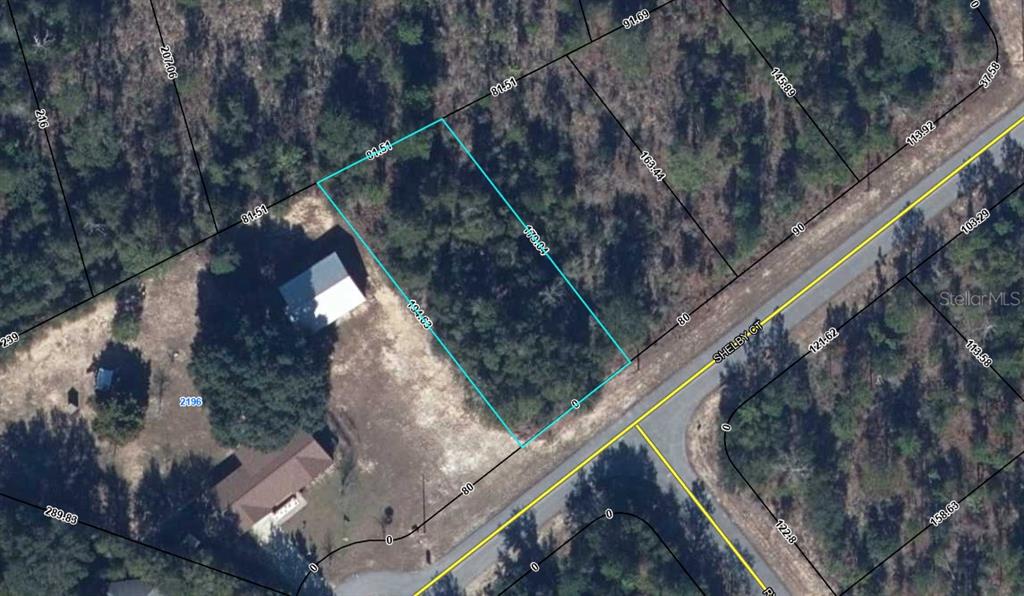 Shleby Court Chipley, FL 32428 - Photo 1 of 1 a view of a yard from a balcony
