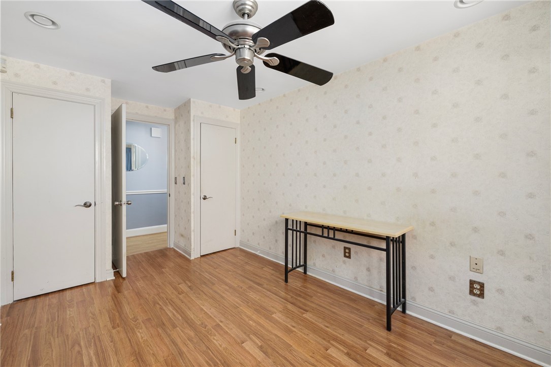 161 Hillside Avenue Providence, RI 02906 - Photo 20 of 43 Gallery Image 20