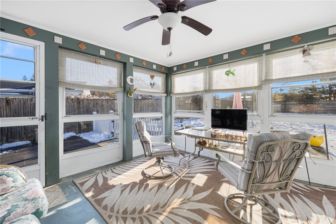 161 Hillside Avenue Providence, RI 02906 - Photo 8 of 43 Gallery Image 8