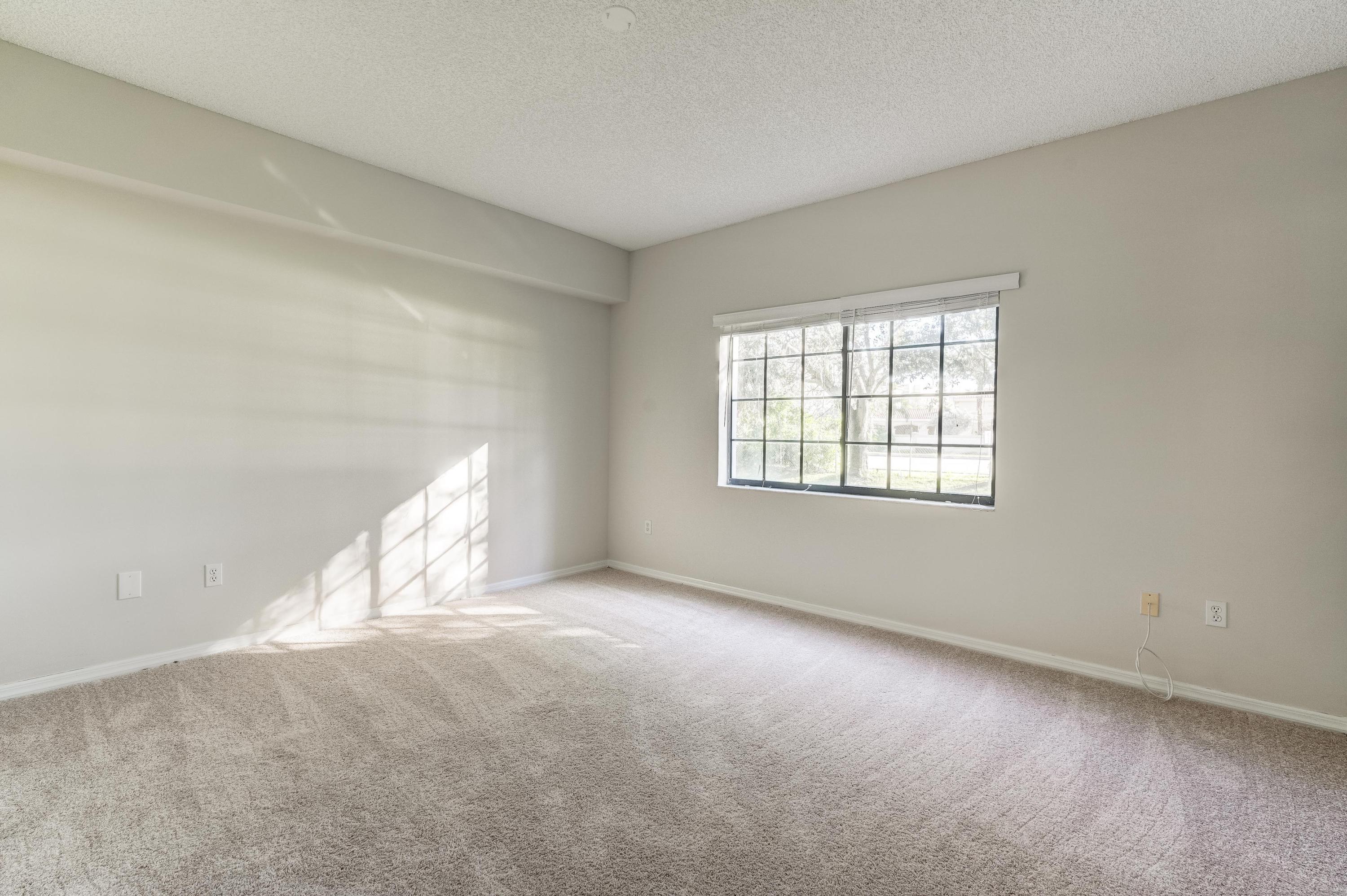 4685 Haverhill Road, Unit A8 West Palm Beach, FL 33417 - Photo 15 of 33 Bedroom