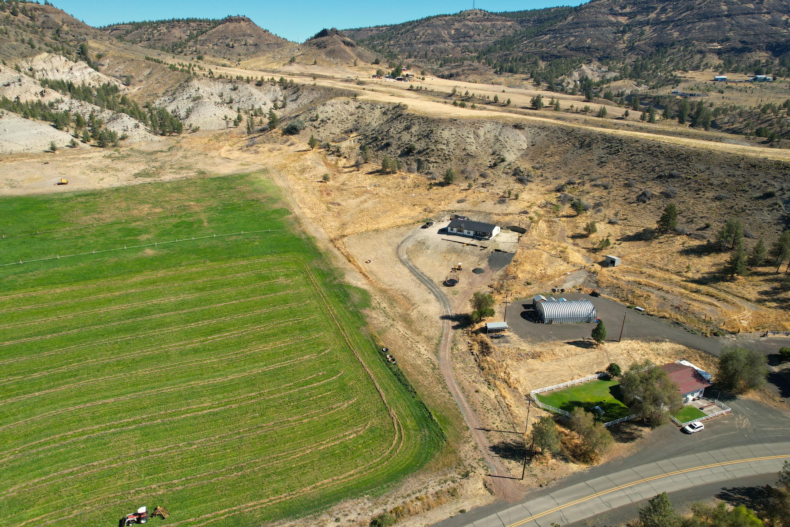 Willow Street Spray, OR 97874 - Photo 2 of 15 dji_fly_20250916_105626_597_175804576451