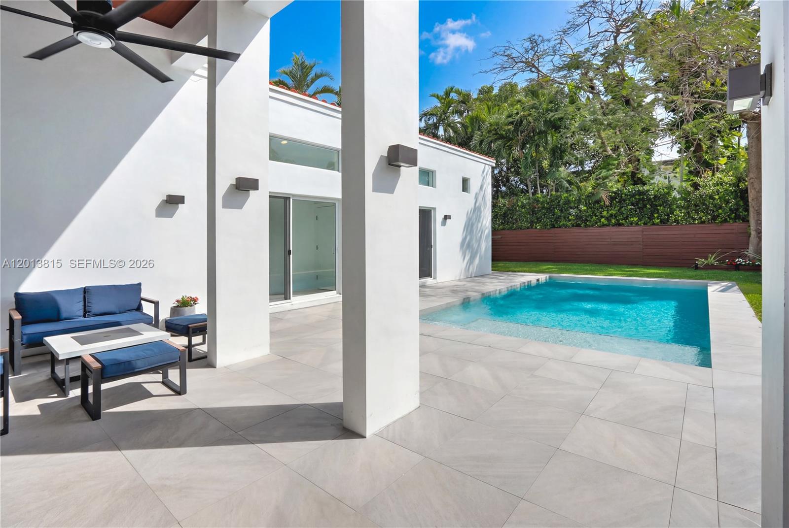 365 Southwest 31st Road Miami, FL 33129 - Photo 4 of 31 Gallery Image 4