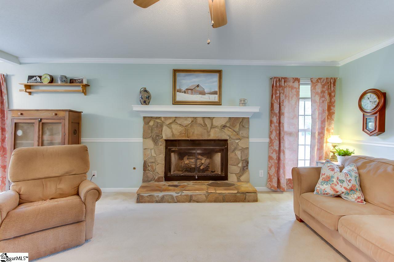 729 Zion School Road Easley, SC 29642 - Photo 7 of 36