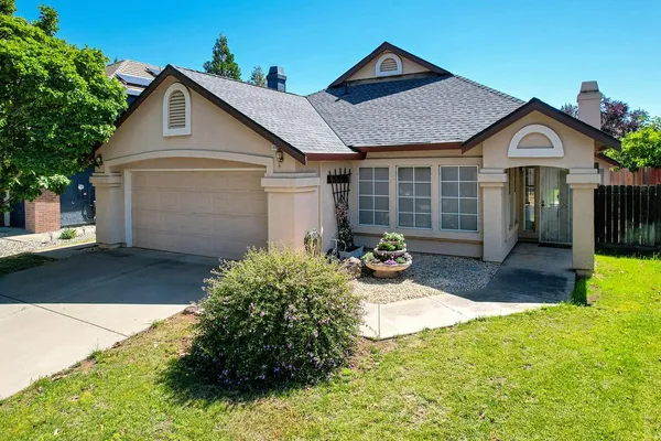 $574,000 | 8965 White Star Way, Elk Grove, CA 95758