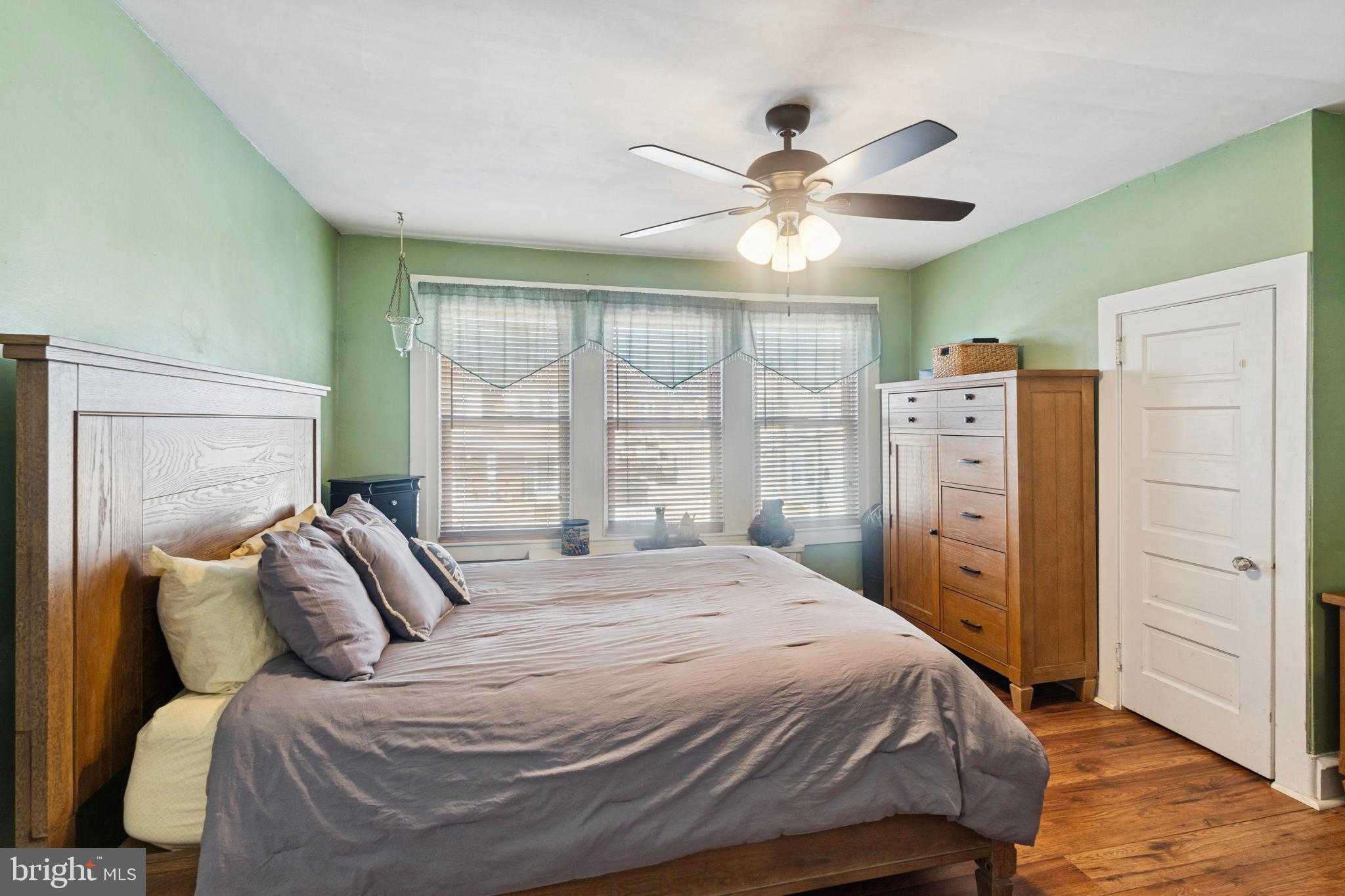 7521 Claridge Street Philadelphia, PA 19111 - Photo 14 of 25