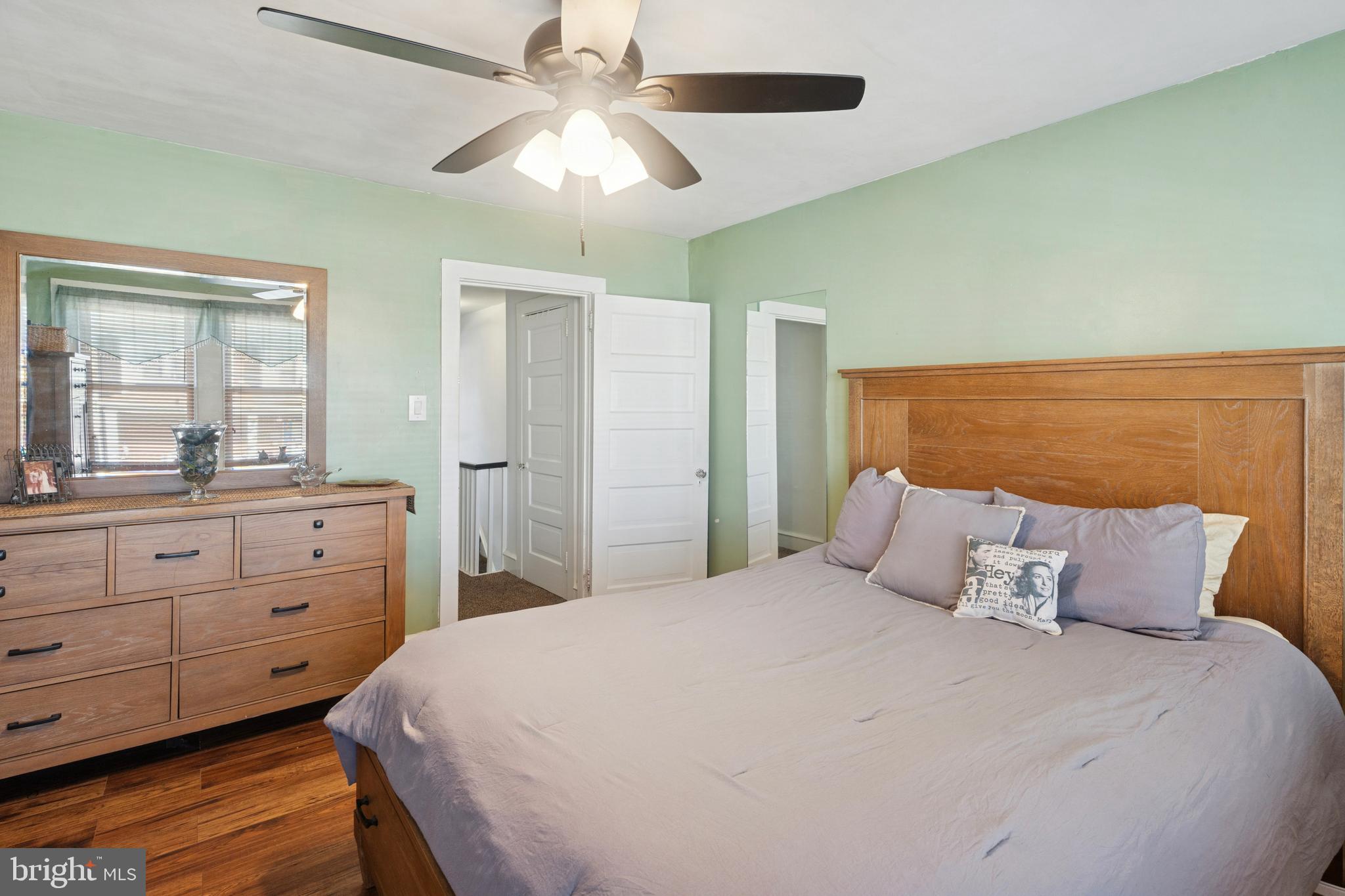 7521 Claridge Street Philadelphia, PA 19111 - Photo 15 of 25