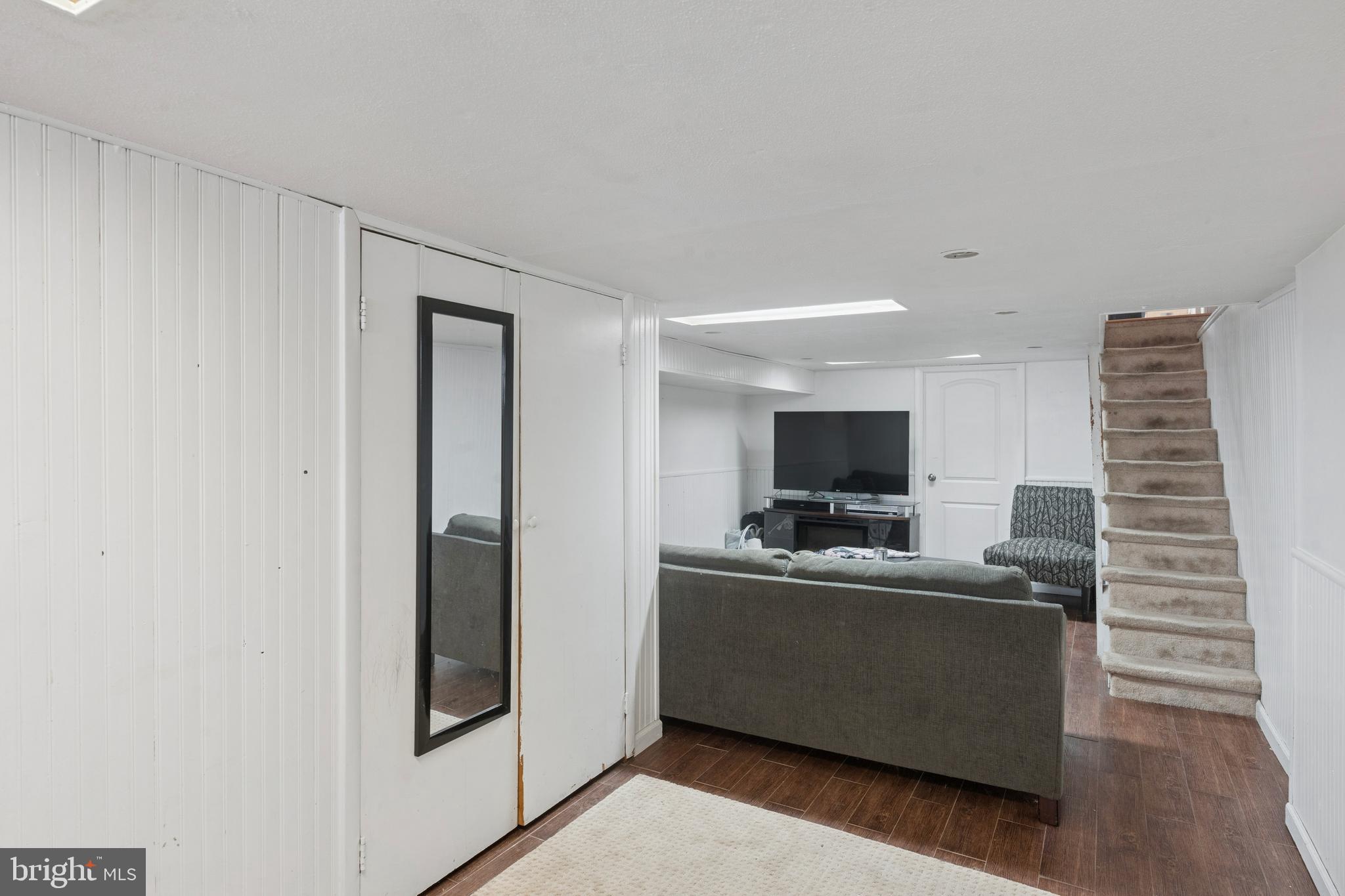 7521 Claridge Street Philadelphia, PA 19111 - Photo 18 of 25