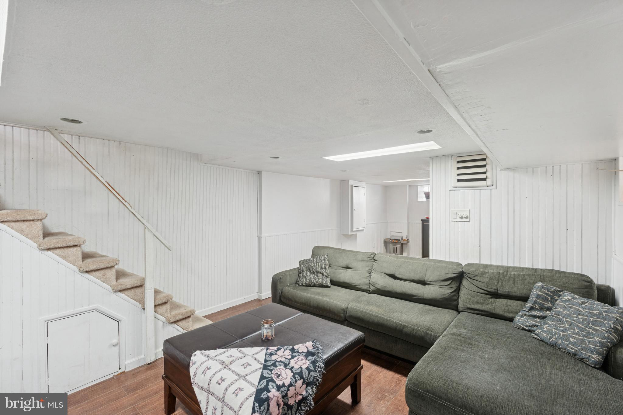 7521 Claridge Street Philadelphia, PA 19111 - Photo 19 of 25