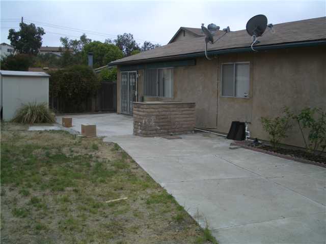 555 Quarry View Way Spring Valley, CA 91977 - Photo 5 of 25 Gallery Image 5
