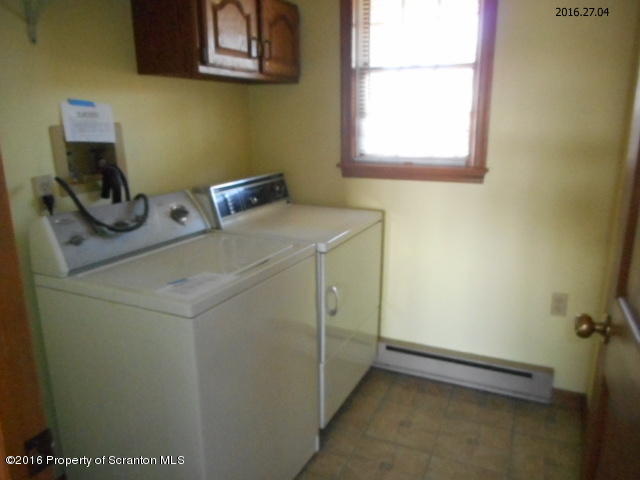 913 Appletree Road Moscow, PA 18444 - Photo 18 of 19 Gallery Image 18