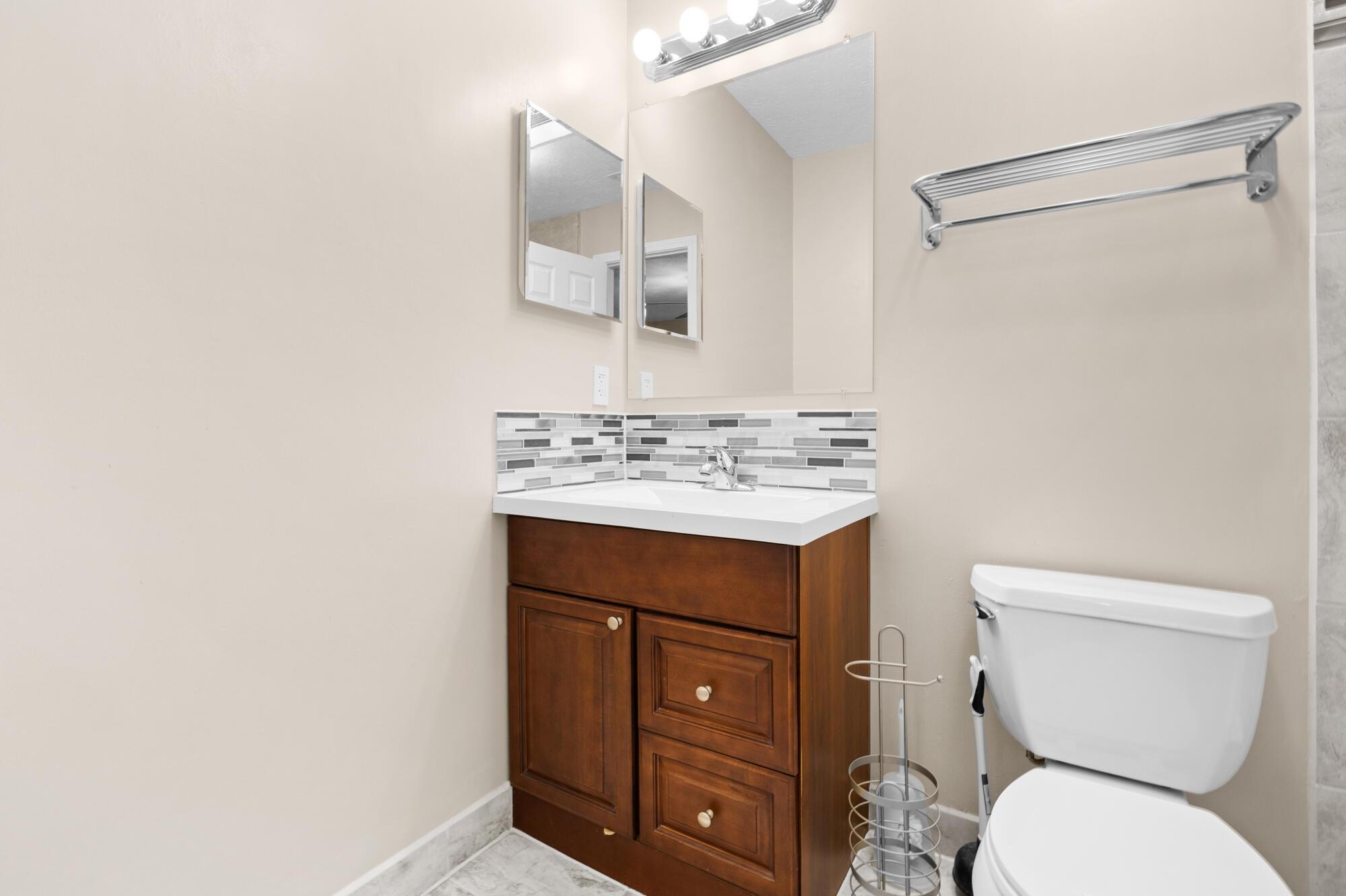 2176 Hedgerow Road, Unit 2176D Columbus, OH 43220 - Photo 15 of 24 24_24