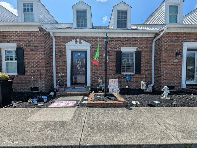 $229,999 | 521 Hickory Road, Unit 521, Bristol, TN 37620