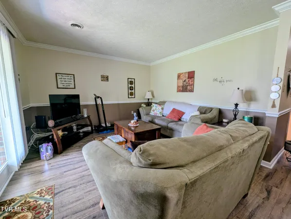 $225,000 | 521 Hickory Road, Unit 521, Bristol, TN 37620