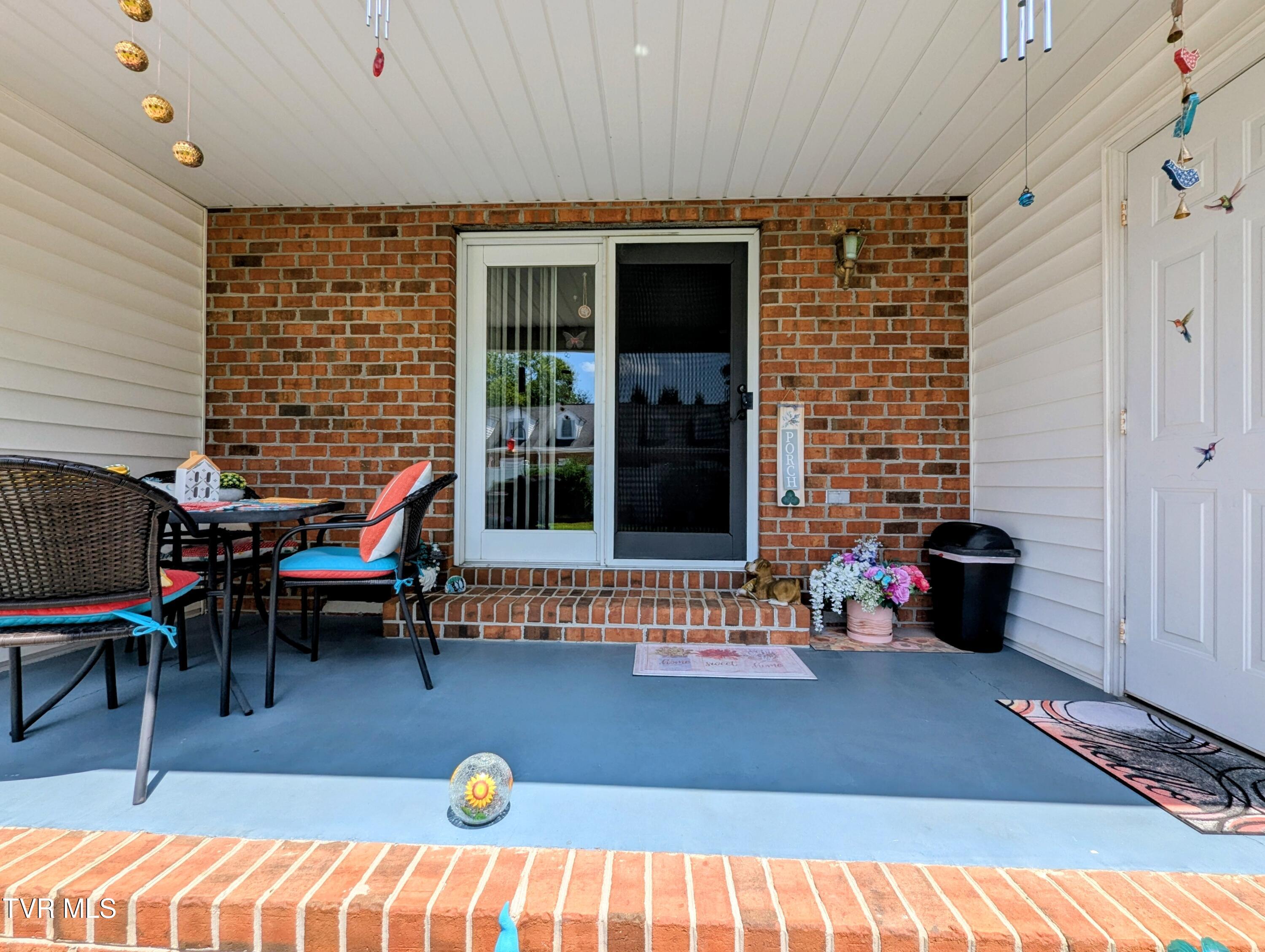 521 Hickory Road, Unit 521 Bristol, TN 37620 - Photo 25 of 53 Backporch,
