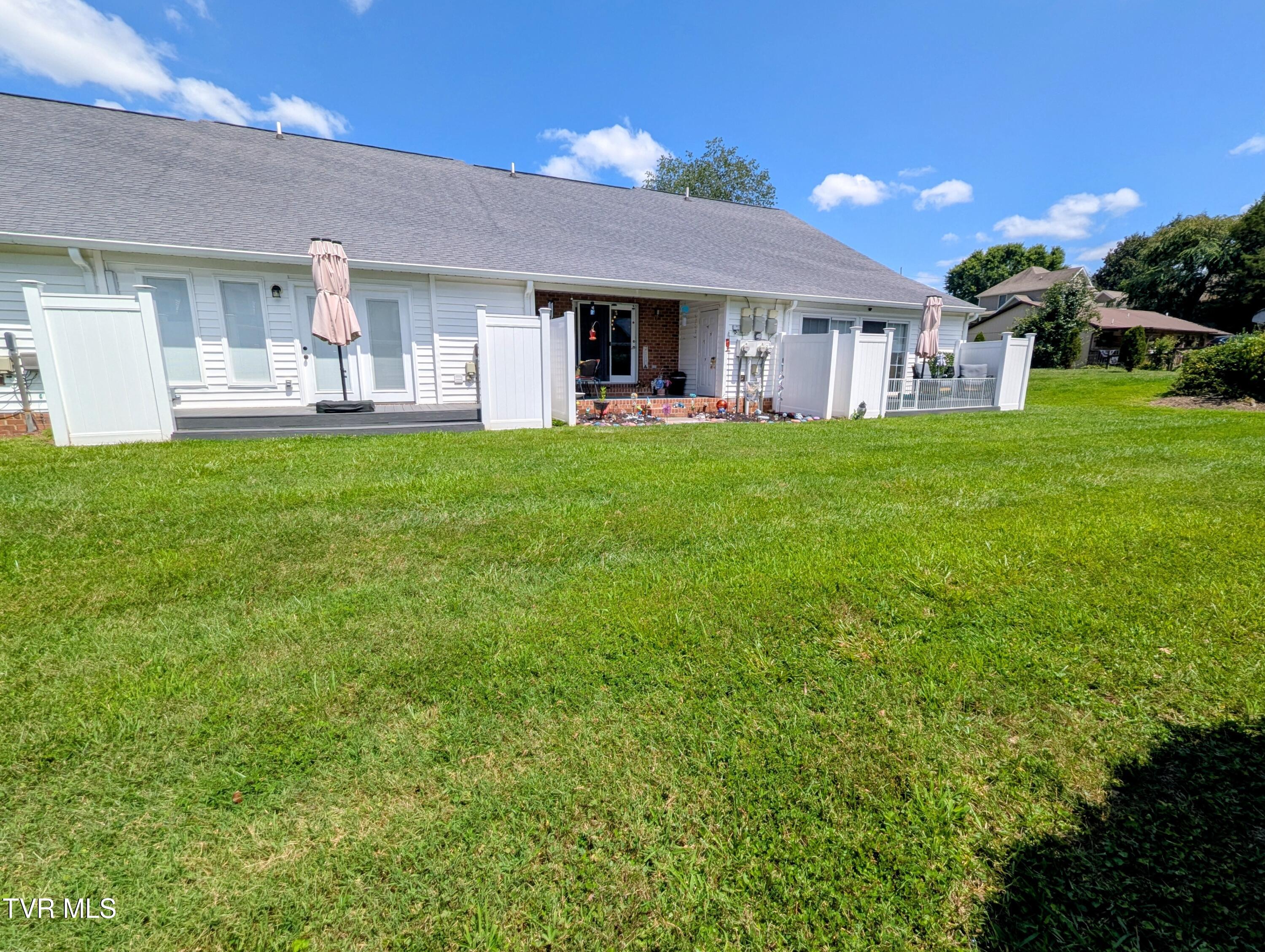 521 Hickory Road, Unit 521 Bristol, TN 37620 - Photo 27 of 53 Back