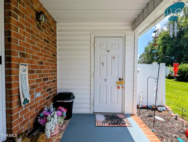 $229,999 | 521 Hickory Road, Unit 521, Bristol, TN 37620