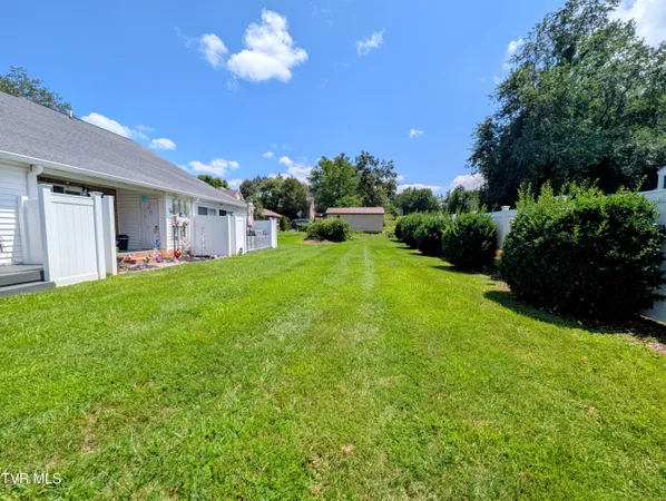 $225,000 | 521 Hickory Road, Unit 521, Bristol, TN 37620